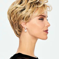 Chic Wavy | Synthetic Wig By Hairdo